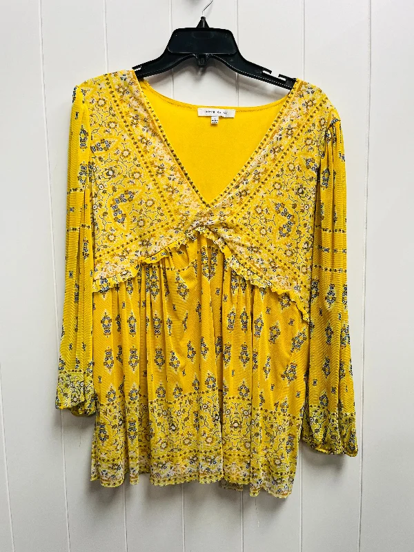 Top Long Sleeve By Rose And Olive In Yellow, Size: L