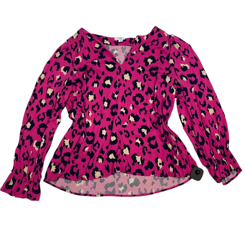 Top Long Sleeve By Crown And Ivy In Pink, Size: S