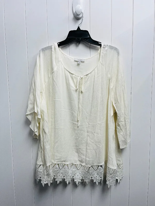 Top Long Sleeve By Daisy Fuentes In Cream, Size: Xl