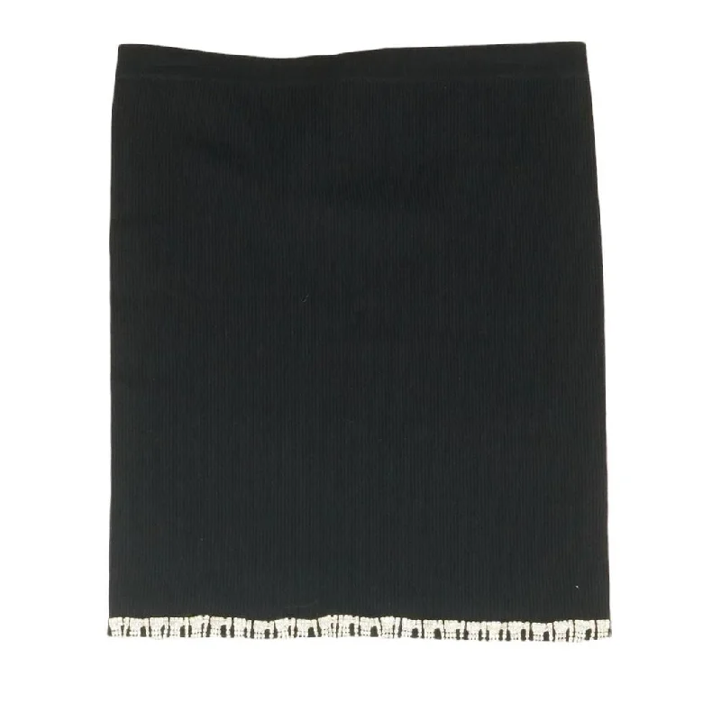 Black Solid Mini Skirt