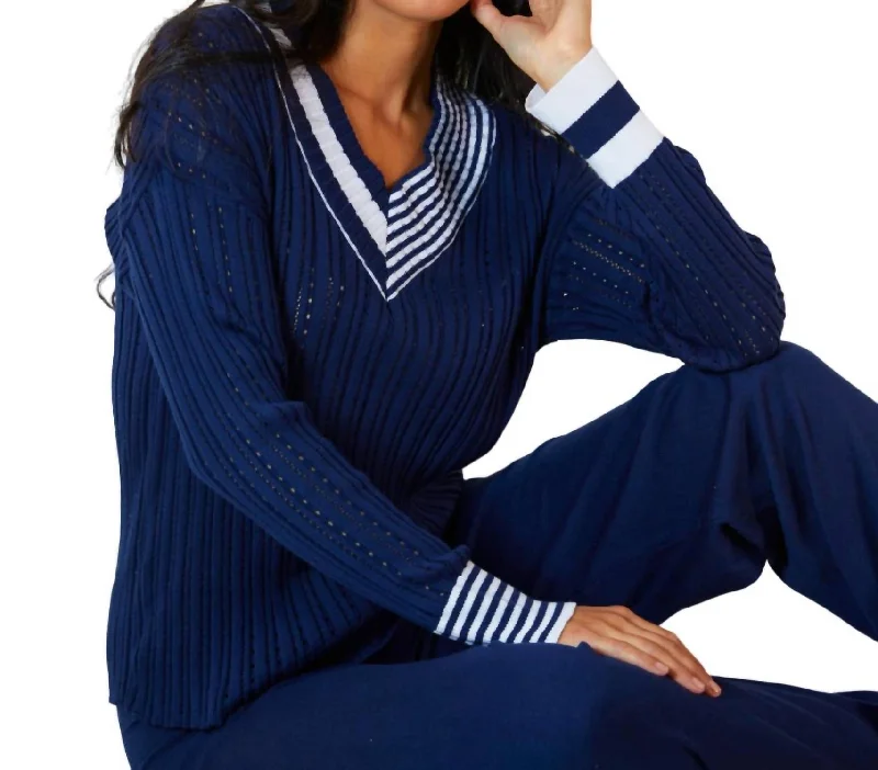 Braided V-Neck Sweater In Navy/white